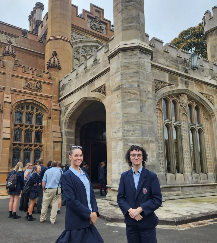 846213327113489_1626713559063458-1